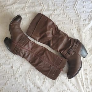 Fergalicous Women's Loyal Block Heel Boot